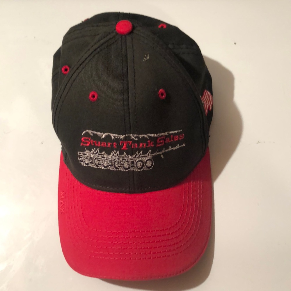 NWOT  Stuart tank sales hat